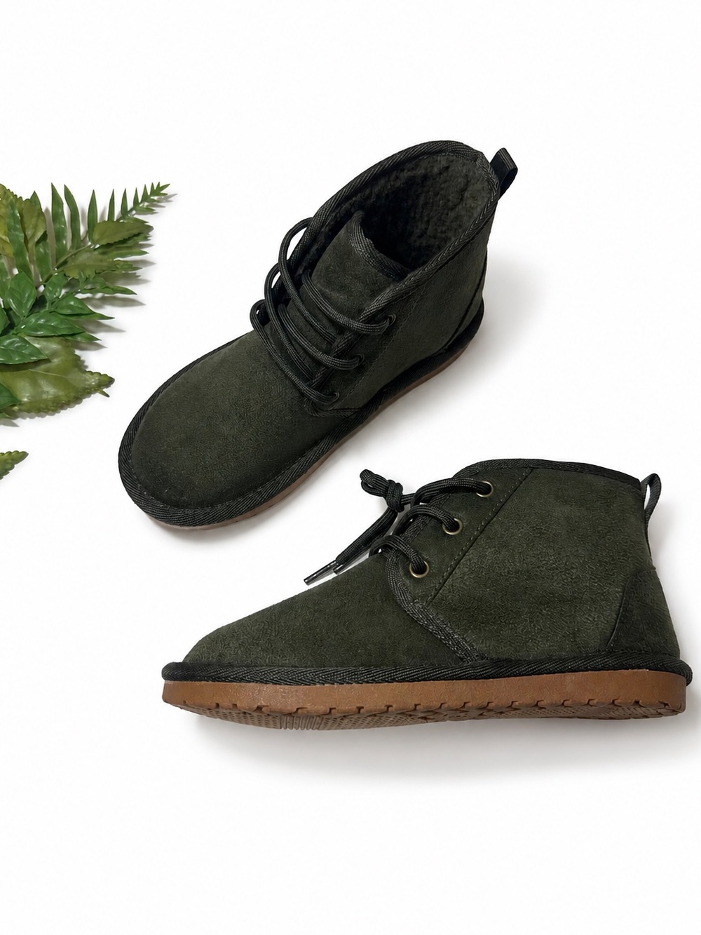 The Children’s Place Olive Green Chukka Boots - Boys Size 1
